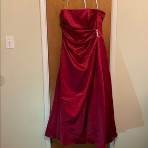 Strapless red bridesmaid/prom dress.